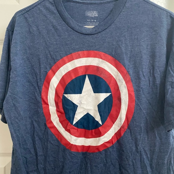 Marvel captain America graphic tee - Picture 2 of 3
